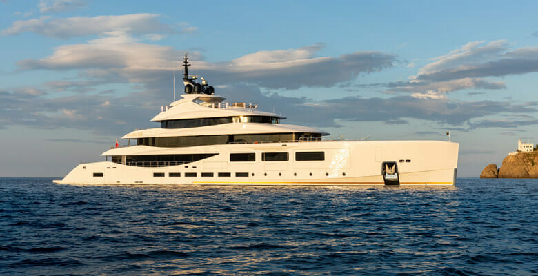 the Benetti Alfa is among superyachts at the Palm Beach show